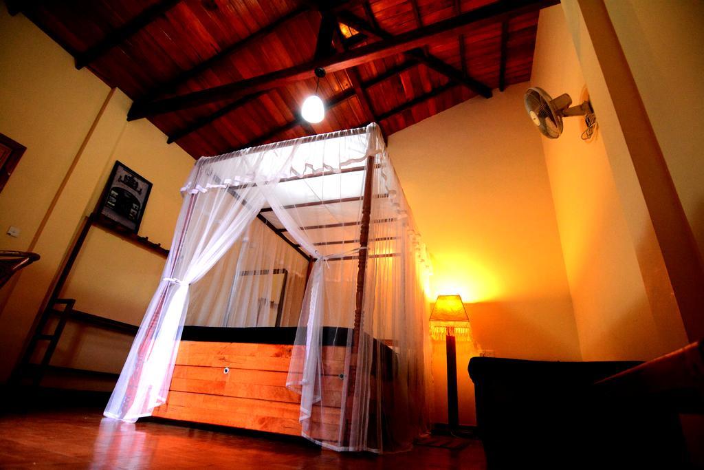 Ella 360 Hotel Exterior foto